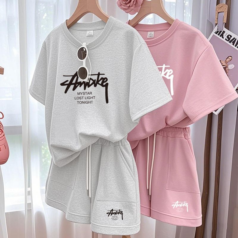 Shirts - Neues Damen-Übergrößen-Set: Zweiteiliges Set mit Kurzarmshirt